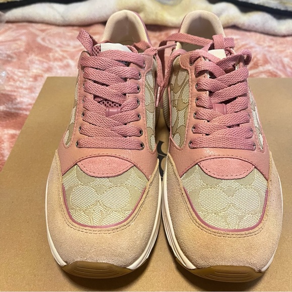 Coach Women's Tech Runner - Picture 3 of 9